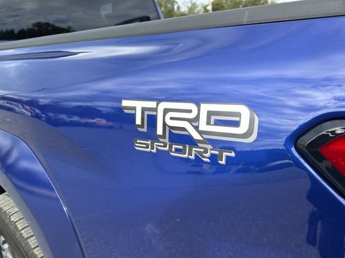 Used 2025 Toyota Tacoma TRD Sport image 29