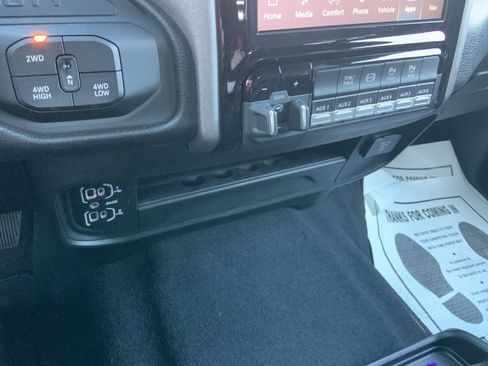 New 2026 RAM 2500 Tradesman AWD/4WD image 14