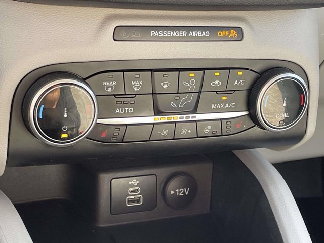 Used 2024 Ford Escape Active w/ Cold Weather Package FWD image 28