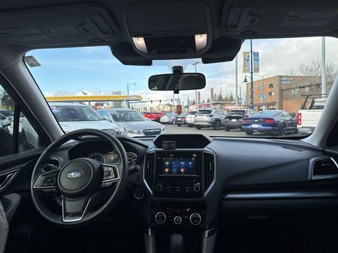 Used 2023 Subaru Forester Premium image 6