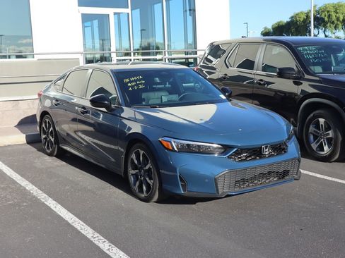 Certified 2025 Honda Civic Sport image 3