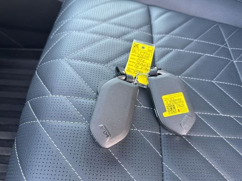 Used 2025 Kia Telluride SX X-Line image 37