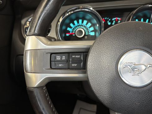Used 2013 Ford Mustang GT RWD image 25