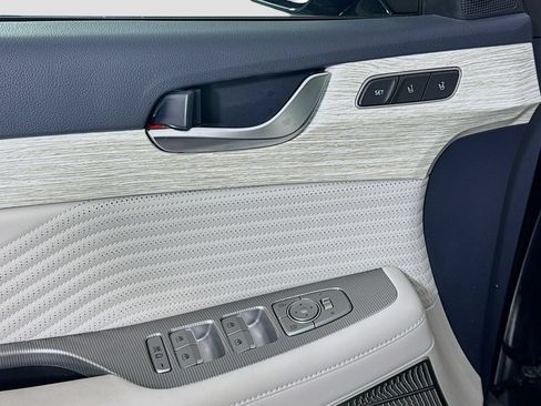 Certified 2024 Hyundai Palisade Calligraphy AWD/4WD image 18