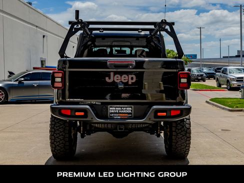 Used 2021 Jeep Gladiator Mojave AWD/4WD image 7