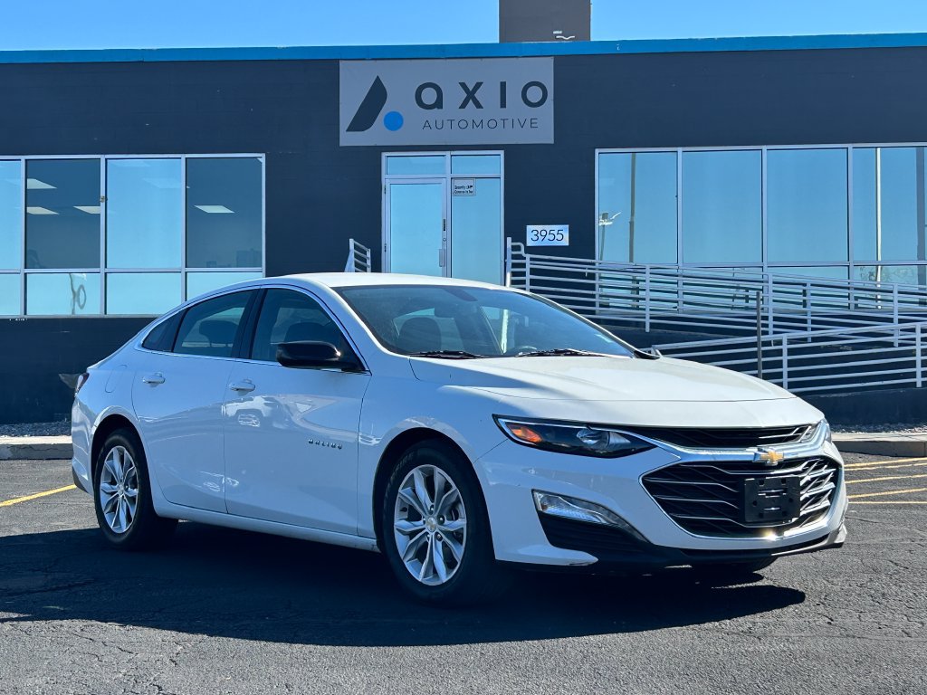 Used 2022 Chevrolet Malibu LT FWD image 1