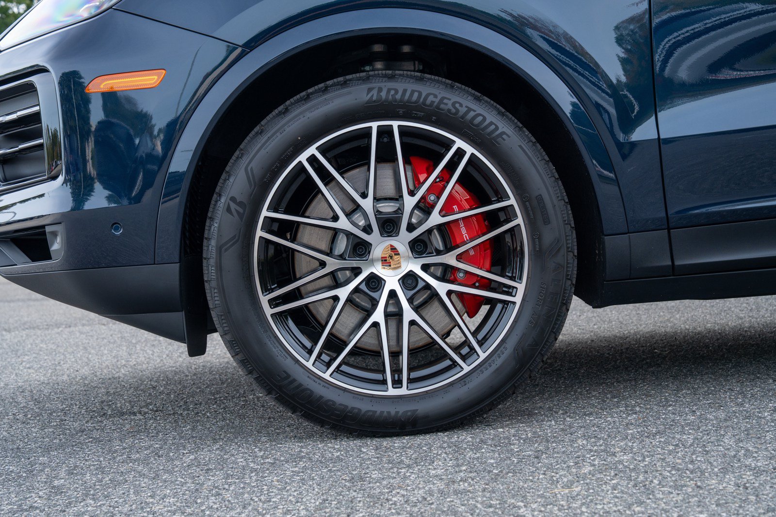 Certified 2026 Porsche Cayenne S AWD/4WD image 11