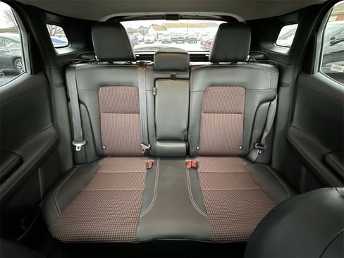 Used 2025 Nissan Kicks SR w/ SR Premium Package image 22