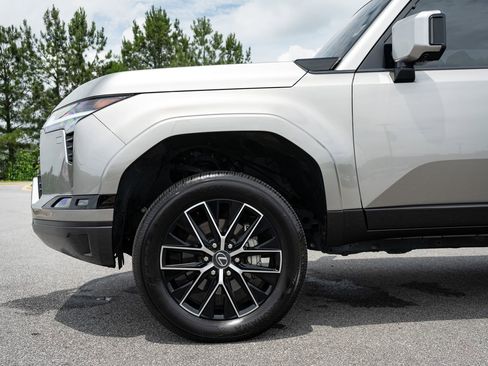 Used 2024 Lexus GX 550 w/ Accessory Package (Z1) AWD/4WD image 11