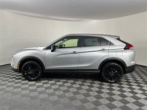 New 2025 Mitsubishi Eclipse Cross LE image 4