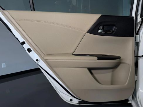 Used 2014 Honda Accord EX-L image 13