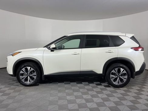 Used 2023 Nissan Rogue SV w/ SV Premium Package image 6