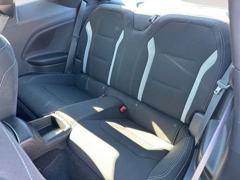 Used 2020 Chevrolet Camaro LT RWD image 13