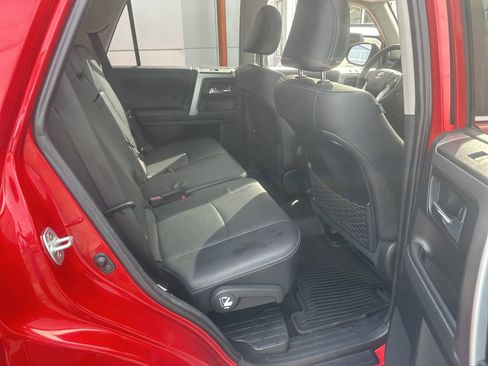 Used 2021 Toyota 4Runner Limited image 12