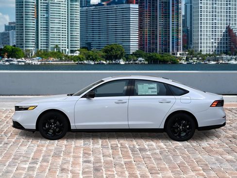 New 2025 Honda Accord SE image 8