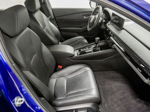 Used 2023 Honda Accord Sport image 30