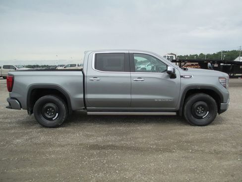 New 2026 GMC Sierra 1500 Denali AWD/4WD image 3