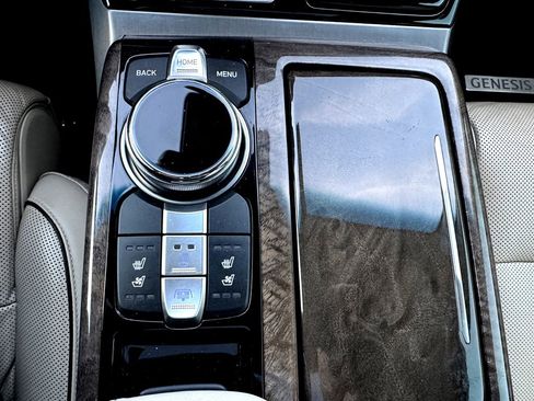 Used 2018 Genesis G90 5.0 Ultimate image 24