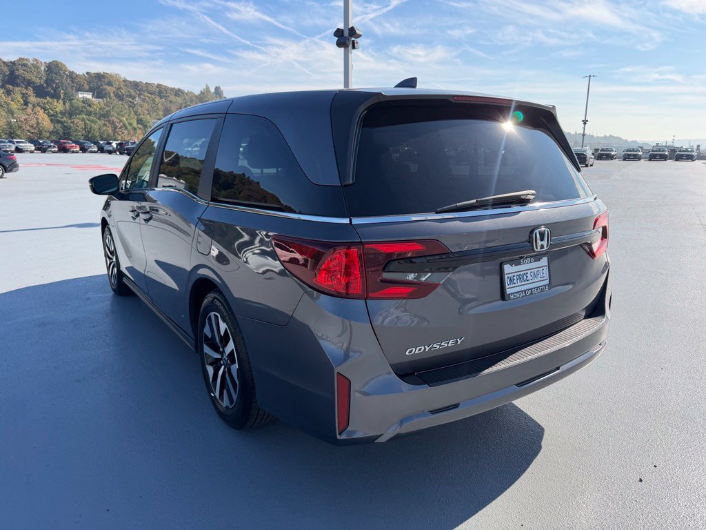 Used 2025 Honda Odyssey EX-L image 5