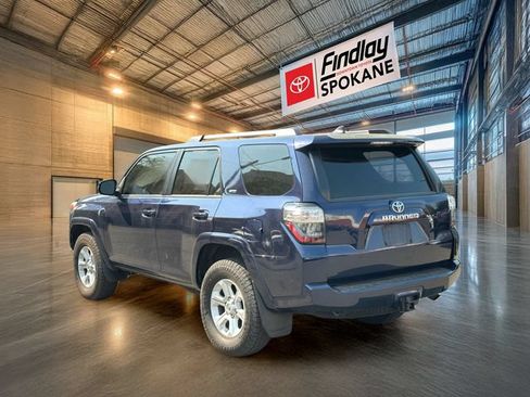 Used 2021 Toyota 4Runner SR5 AWD/4WD image 6