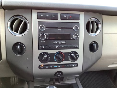 Used 2013 Ford Expedition XLT w/ HD Trailer Tow Pkg AWD/4WD image 41
