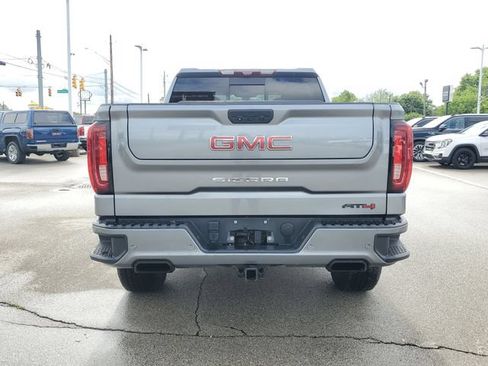 Used 2021 GMC Sierra 1500 AT4 w/ AT4 Premium Package AWD/4WD image 5
