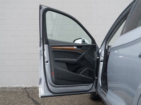 Certified 2023 Audi Q5 2.0T Premium Plus image 15