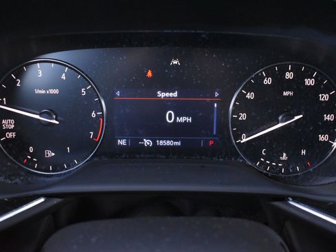 Used 2022 Buick Envision Preferred FWD image 30
