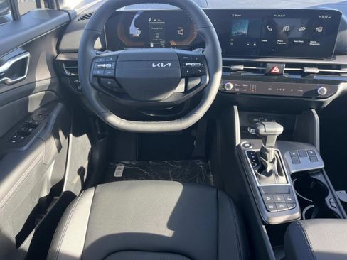 New 2026 Kia Sportage EX w/ EX Panorama Roof Package image 12