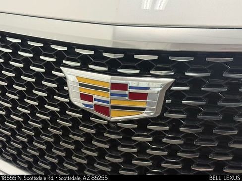 Used 2023 Cadillac Escalade ESV Premium Luxury w/ Performance Package image 32