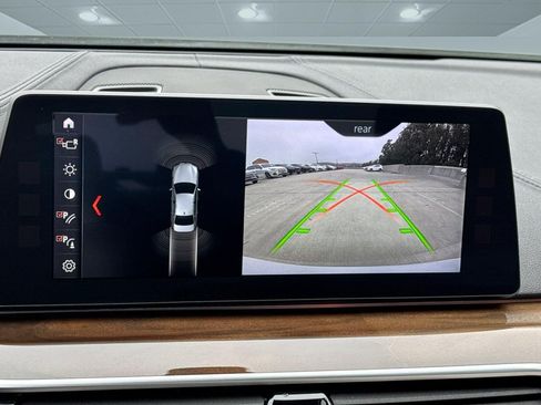 Used 2018 BMW 530i RWD image 20