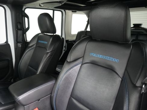 Used 2022 Jeep Wrangler Unlimited Rubicon 4xe w/ Cold Weather Group image 15