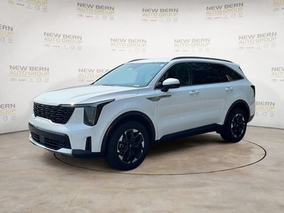 Used 2025 Kia Sorento S