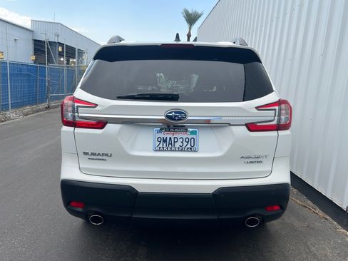 Used 2024 Subaru Ascent Limited AWD/4WD image 5