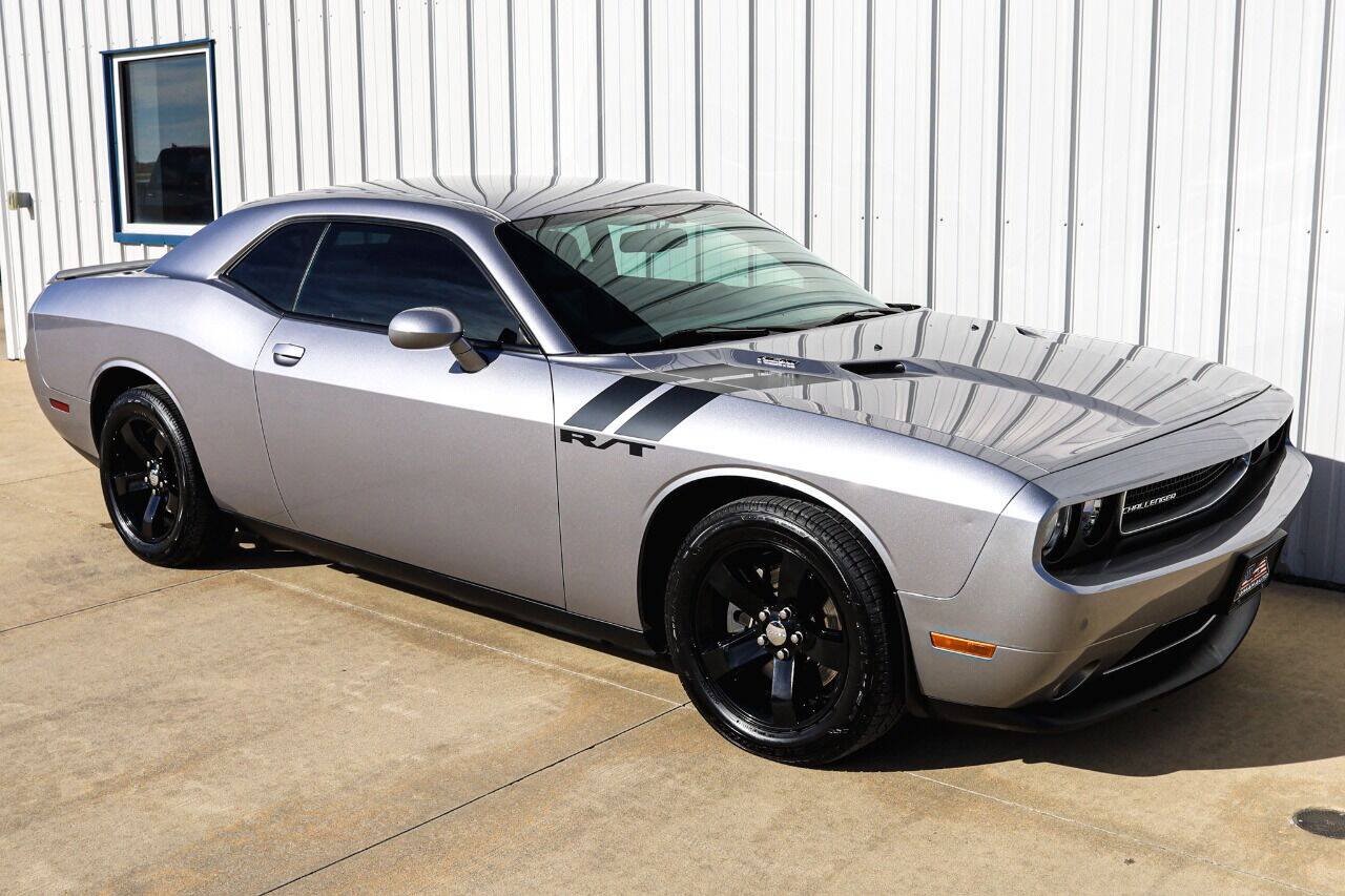 Used 2013 Dodge Challenger R/T Plus RWD image 7