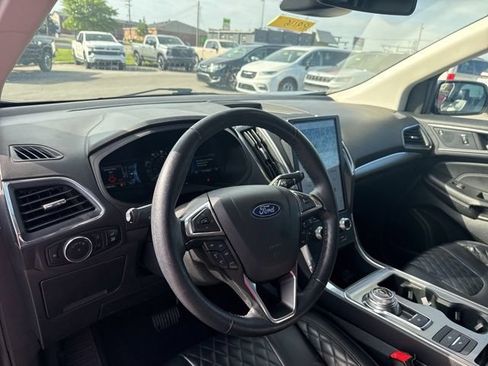 Used 2024 Ford Edge Titanium AWD/4WD image 11