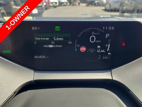 Used 2024 Toyota Prius Prime FWD image 3