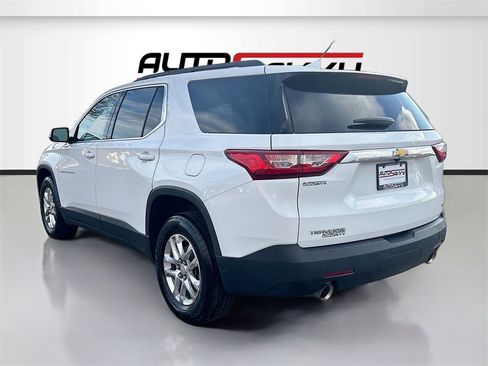 Used 2020 Chevrolet Traverse LT image 5