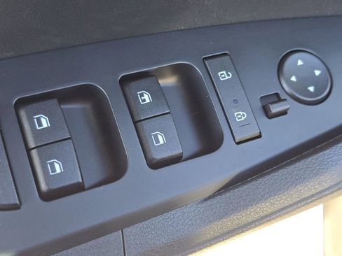 Certified 2025 Kia Sportage LX image 15