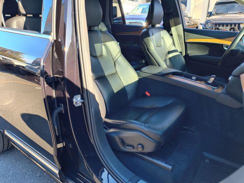 Used 2021 Volvo XC90 T8 Inscription Expression w/ Protection Package Premier image 28