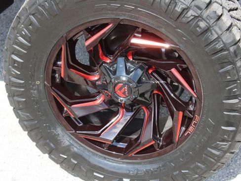 Used 2022 GMC Sierra 2500 AT4 w/ AT4 Premium Plus Package image 30