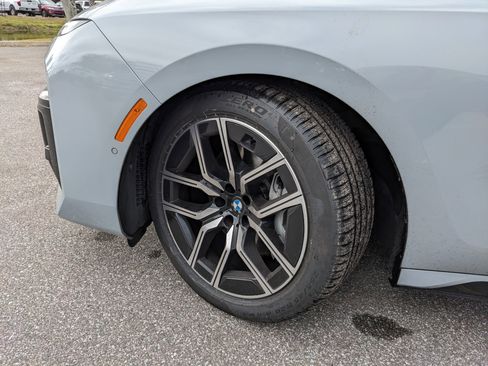 Used 2025 BMW 740i 740i image 32
