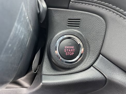 Certified 2025 Subaru Outback Touring w/ Tech Package 3 image 32