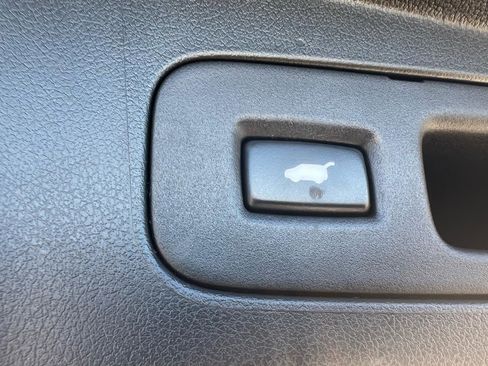 Used 2016 Honda CR-V Touring image 40