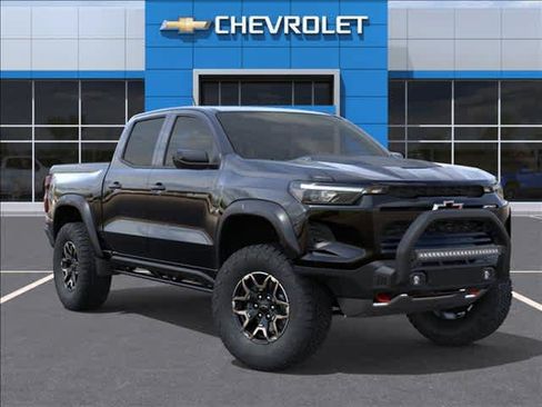 New 2026 Chevrolet Colorado ZR2 w/ Off-Road Front Bumper Package AWD/4WD image 7