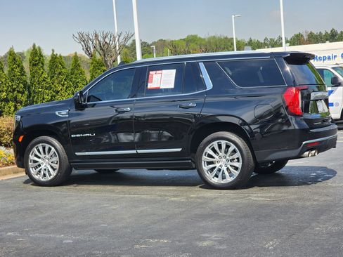 Used 2023 GMC Yukon Denali AWD/4WD image 9