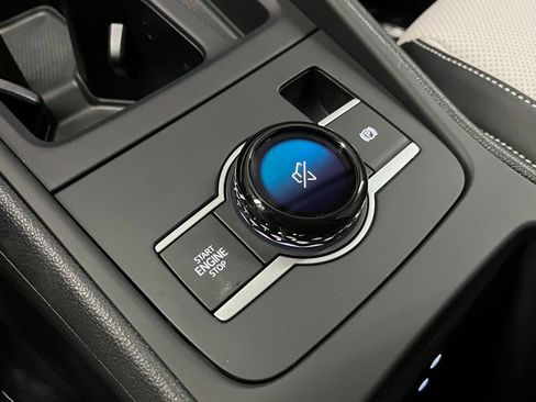 New 2026 Volkswagen Tiguan SE image 13