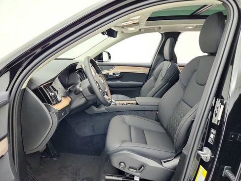 New 2026 Volvo XC90 B5 Core image 17