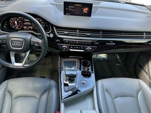 Used 2019 Audi Q7 3.0T Premium Plus w/ Premium Plus Package AWD/4WD image 11