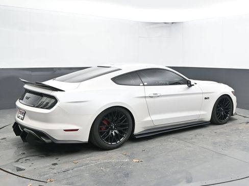 Used 2017 Ford Mustang GT Premium w/ GT Performance Package image 11